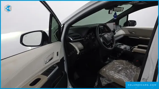 TOYOTA SIENNA 2.5 HYBRID 2WD