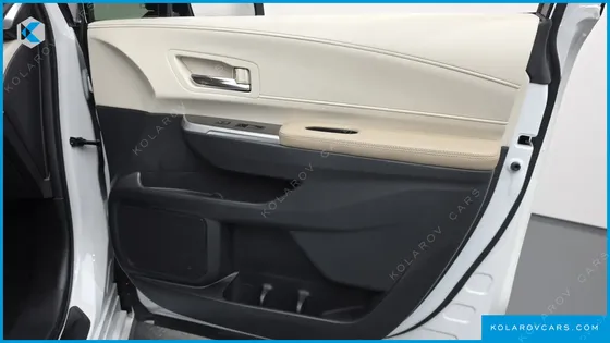 TOYOTA SIENNA 2.5 HYBRID 2WD