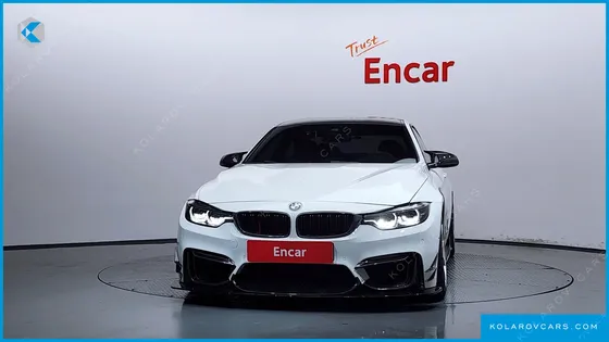 BMW M4 M4 COUPE