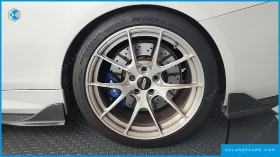 BMW M4 M4 COUPE