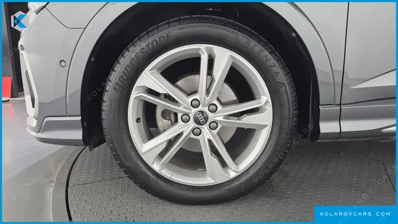AUDI Q3 35 TDI PREMIUM SPORTBACK