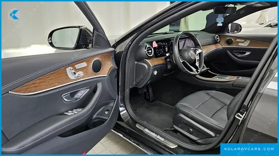 MERCEDES E-CLASS E220D 4MATIC EXCLUSIVE