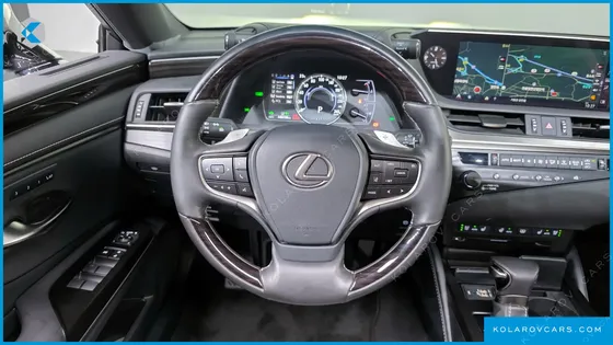 LEXUS ES LUXURY PLUS
