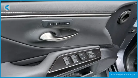 LEXUS ES LUXURY PLUS