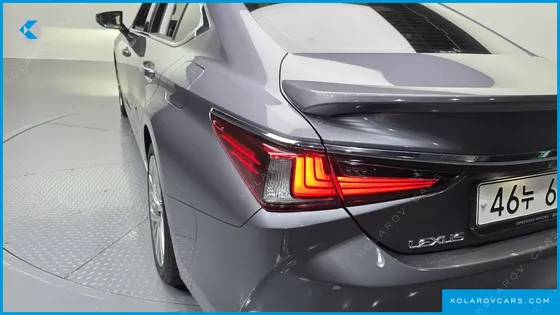 LEXUS ES LUXURY PLUS