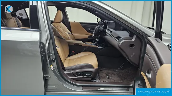 LEXUS ES LUXURY PLUS