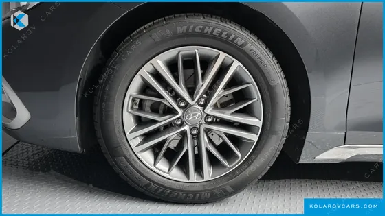 HYUNDAI GRANDEUR 2.4 PREMIUM