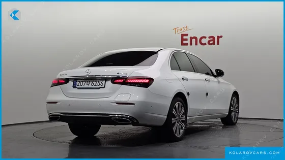 MERCEDES E-CLASS E300E 4MATIC EXCLUSIVE