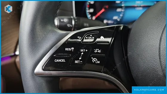 MERCEDES E-CLASS E300E 4MATIC EXCLUSIVE