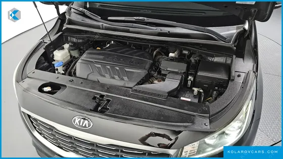 KIA CARNIVAL 7-SEATER LIMOUSINE