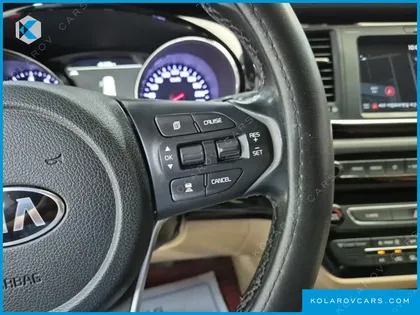 KIA CARNIVAL GASOLINE 9-SEATER HI-LIMOUSINE