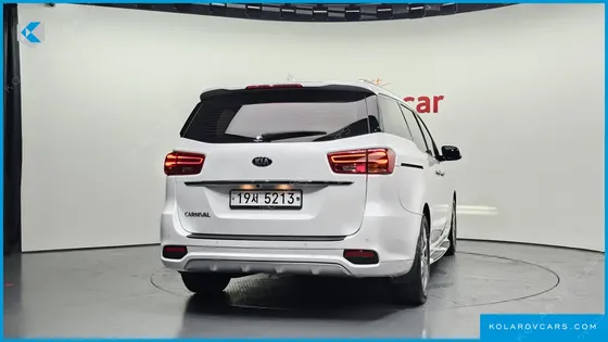 KIA CARNIVAL 9-SEATER NOBLESSE SPECIAL