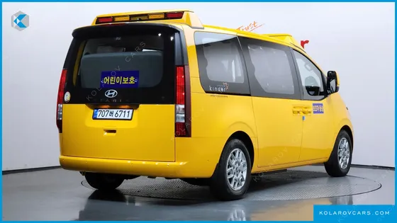 HYUNDAI STARIA L3.5  KINDER SAFETY CAR