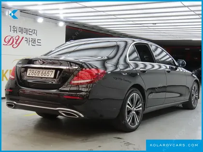 MERCEDES E-CLASS E300 AVANTGARDE