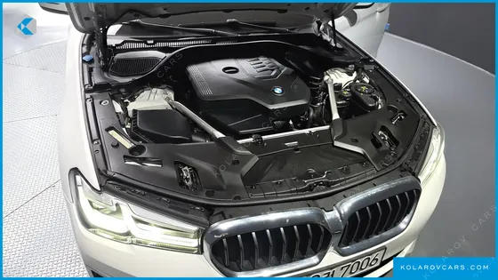 BMW 5 SERIES 520I LUXURY