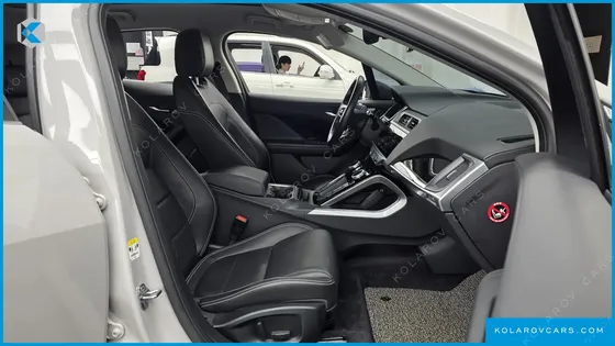 JAGUAR I-PACE EV400 SE