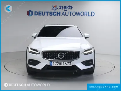 VOLVO V60 B5 ULTIMATE AWD