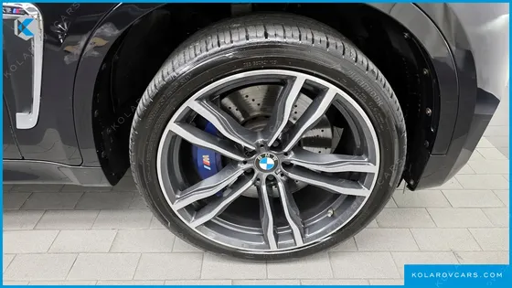 BMW X6M 4.4