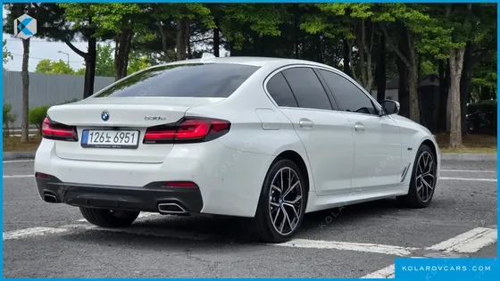 BMW 5 SERIES 530E M SPORT