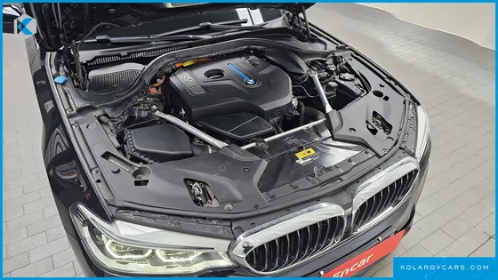 BMW 5 SERIES 530E M SPORT