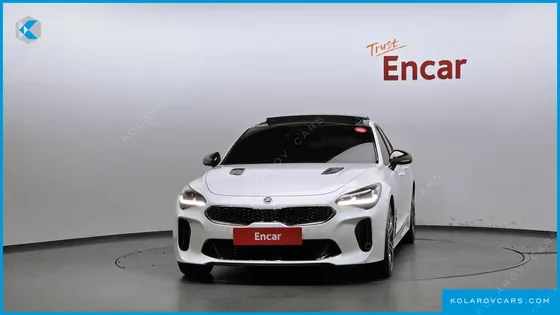KIA STINGER 3.3 TURBO 2WD
