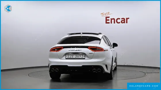 KIA STINGER 3.3 TURBO 2WD