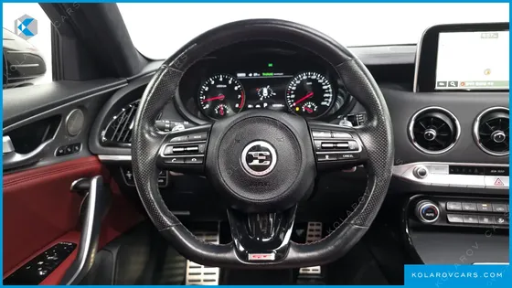 KIA STINGER 3.3 TURBO 2WD