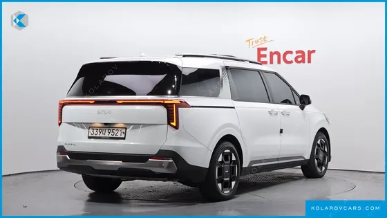 KIA CARNIVAL 9-SEATER NOBLESSE