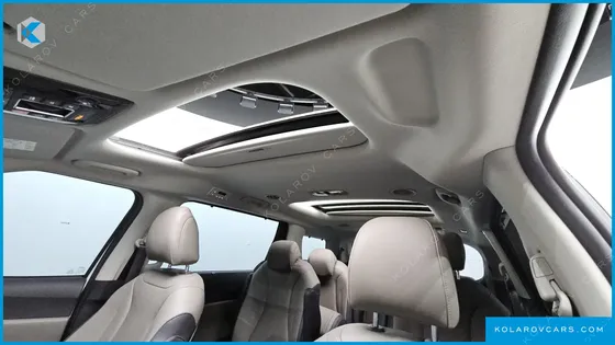 KIA CARNIVAL 9-SEATER NOBLESSE