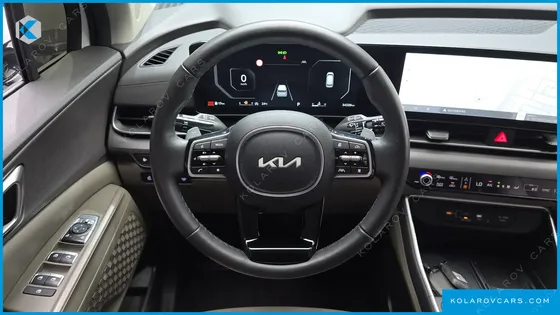KIA CARNIVAL 9-SEATER PRESTIGE