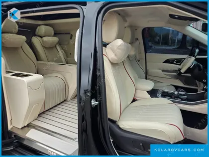 KIA CARNIVAL GASOLINE 4-SEATER HI LIMOUSINE (SPECIAL)