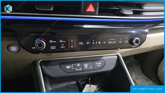 KIA CARNIVAL HEV 9-SEATER HI-LIMOUSINE (SPECIAL VEHICLE)