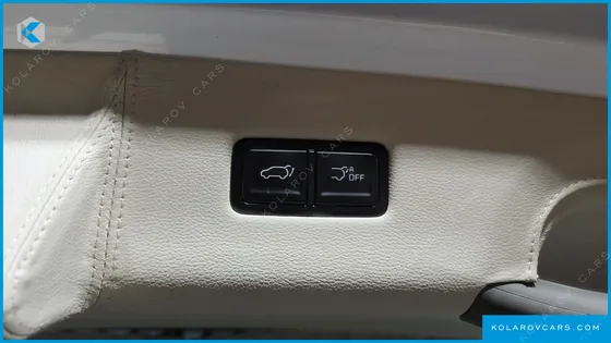 KIA CARNIVAL HEV 9-SEATER HI-LIMOUSINE (SPECIAL VEHICLE)