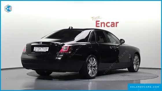 ROLLS ROYCE GHOST 6.7 V12