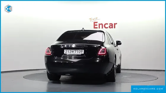 ROLLS ROYCE GHOST 6.7 V12
