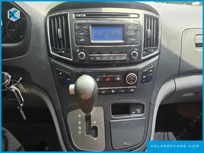 HYUNDAI STAREX CAMPING CAR