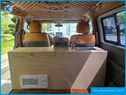 HYUNDAI STAREX CAMPING CAR