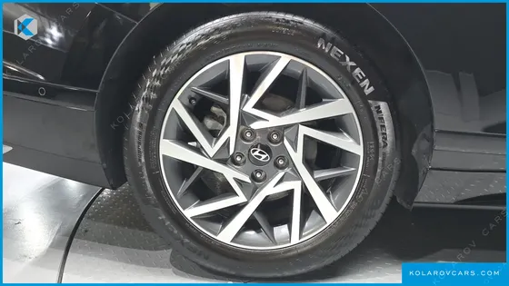 HYUNDAI GRANDEUR 2,5 GASOLINE 2WD