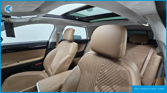 HYUNDAI GRANDEUR 3,5 GASOLINE 4WD