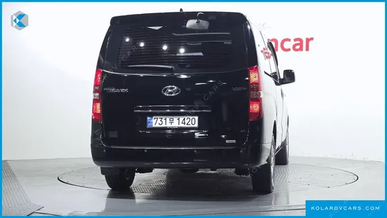 HYUNDAI STAREX 4WD WAGON 12-SEATER