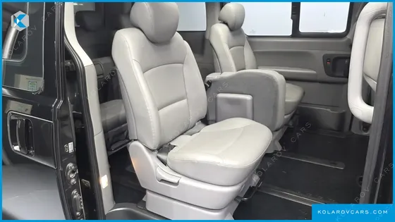 HYUNDAI STAREX 4WD WAGON 12-SEATER