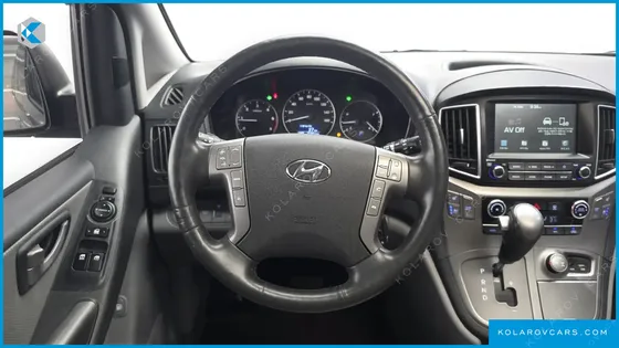HYUNDAI STAREX 4WD WAGON 12-SEATER