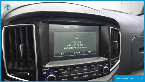 HYUNDAI STAREX 4WD WAGON 12-SEATER