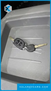 HYUNDAI STAREX 4WD WAGON 12-SEATER
