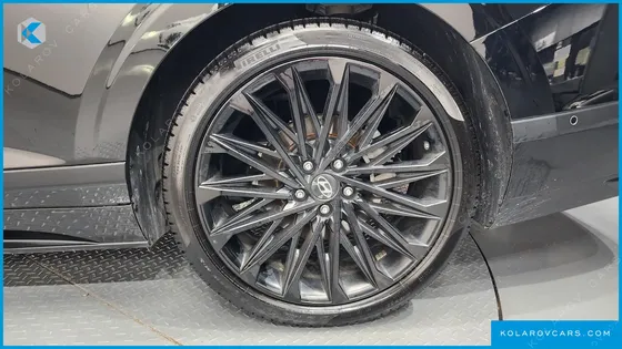 HYUNDAI GRANDEUR 2,5 GASOLINE 2WD