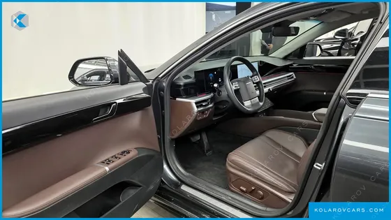 HYUNDAI GRANDEUR 2,5 GASOLINE 2WD
