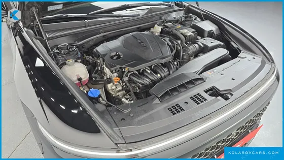 HYUNDAI GRANDEUR 2,5 GASOLINE 2WD