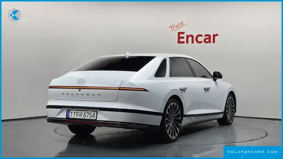 HYUNDAI GRANDEUR 3,5 GASOLINE 4WD