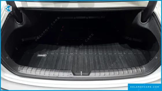 HYUNDAI GRANDEUR 3,5 GASOLINE 4WD