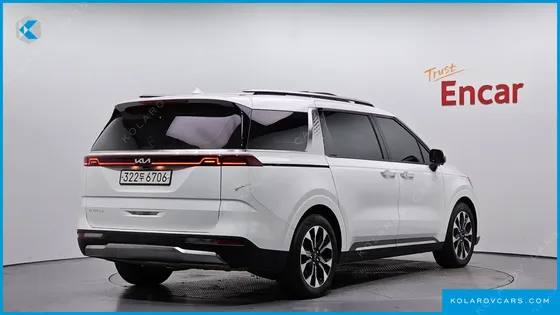 KIA CARNIVAL 7-SEATER SIGNATURE